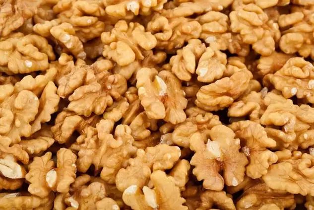 walnut kernels to improve potency